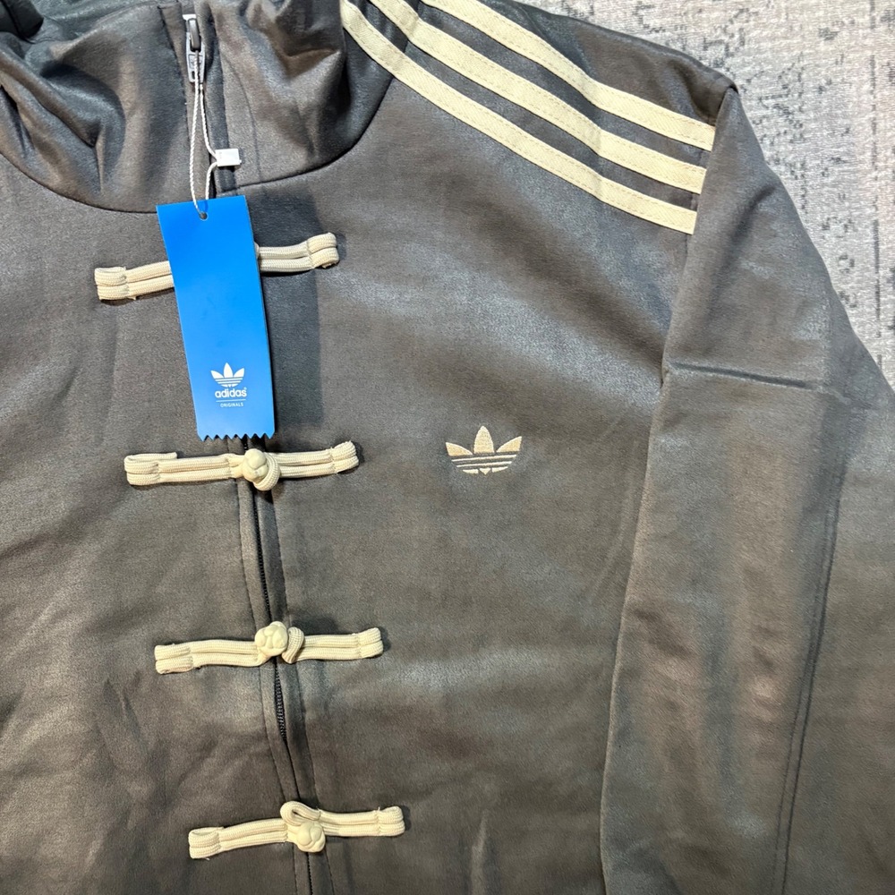 Adidas Originals Grey Track Jacket Chinese Toggle Frog Closure Mens Medium NWT - Picture 4 of 5